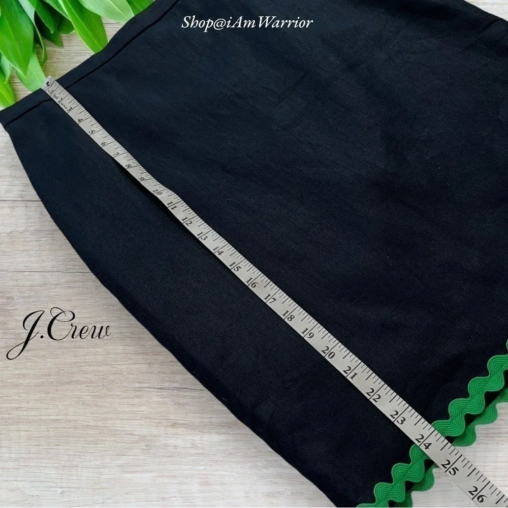 J.Crew NWT navy pencil skirt with Kelly green scallop trim *shop@iamwarrior